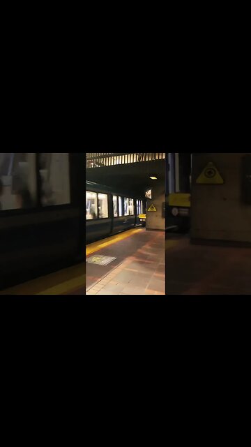Super sleek metro exit #train #viralvideo #montreal #traintravel