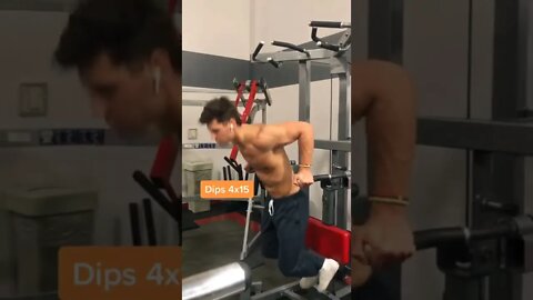 4 GREAT TRICEP MOVEMENTS 💪🏼