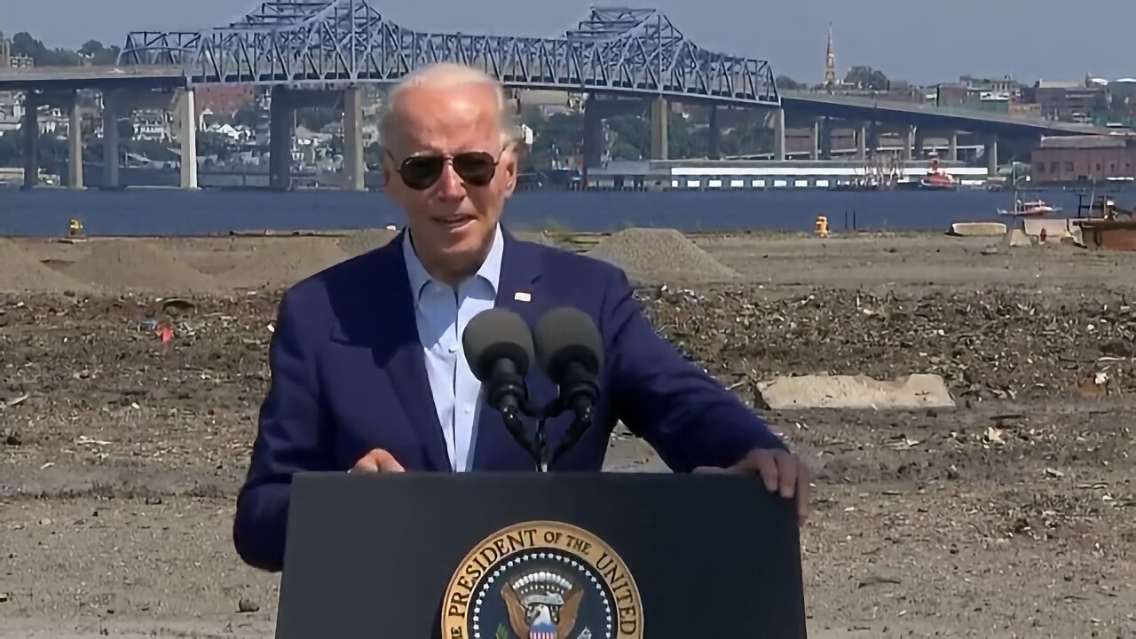 Biden: ‘We’re Not Getting Many Republican Votes, This Is an Emergency’