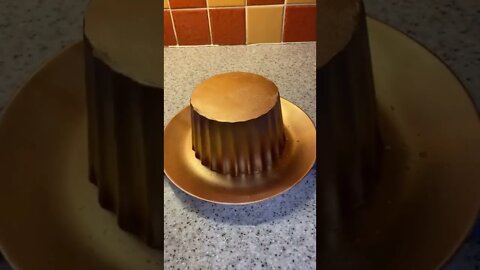 Giant Cupcake Cake tiktok memztheword