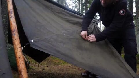 Winter Bushcraft in Snow, High Winds and Rain - Canvas Poncho Shelter - Vintage Wild Camping $ 12