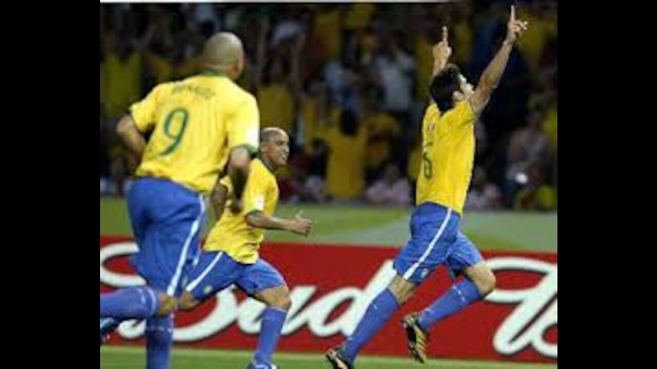 Enjoy Brazil's strongest goals in the PES 2006 game