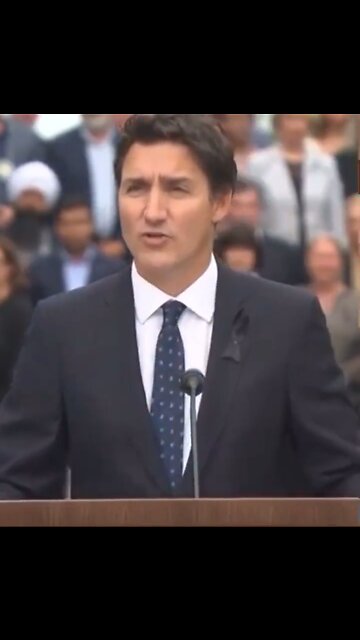 Trudeau trash talking Pierre Poilievre accusing him for fighting against vaccines