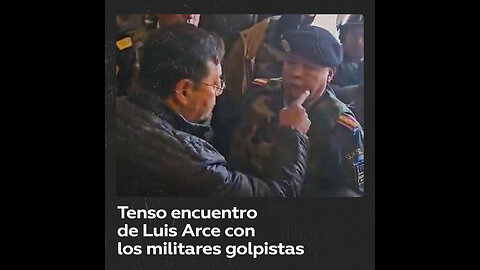 El presidente de Bolivia se enfrenta a los militares golpistas