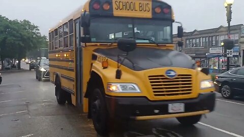 is this a bike lane or is it for vehicles or both