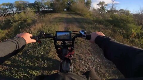 Riding my Ebike on the Beach! ( Ariel Rider Grizzly )