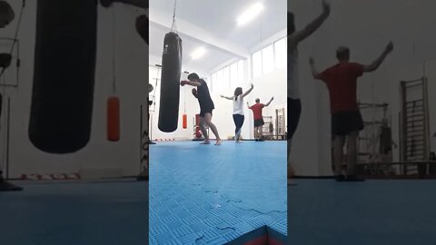Punch the Bag (4)
