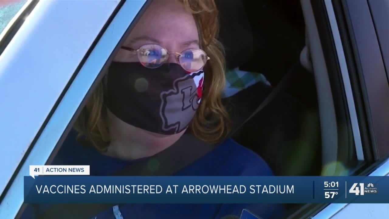 Patients pleased with day 1 of mega vaccination clinic at Arrowhead Stadium