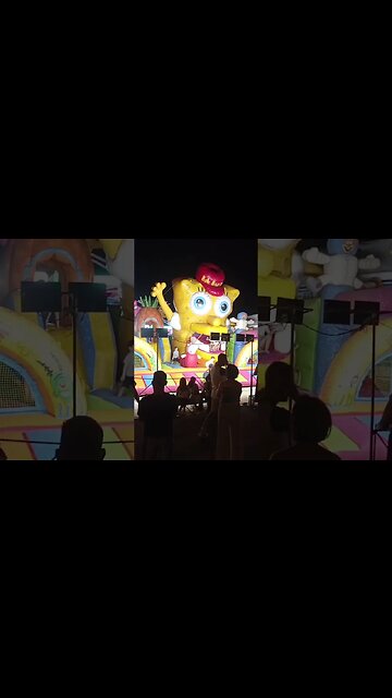 Atracción Castillo Bob Esponja. Feria de Pueblonuevo del Guadiana 2023😃