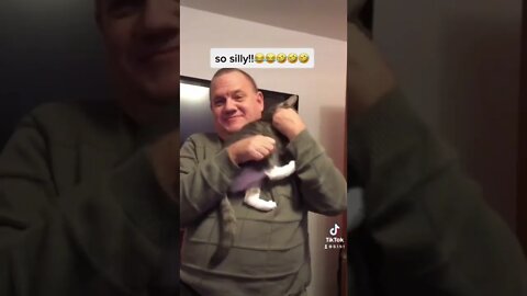 Cat Dueling Banjos