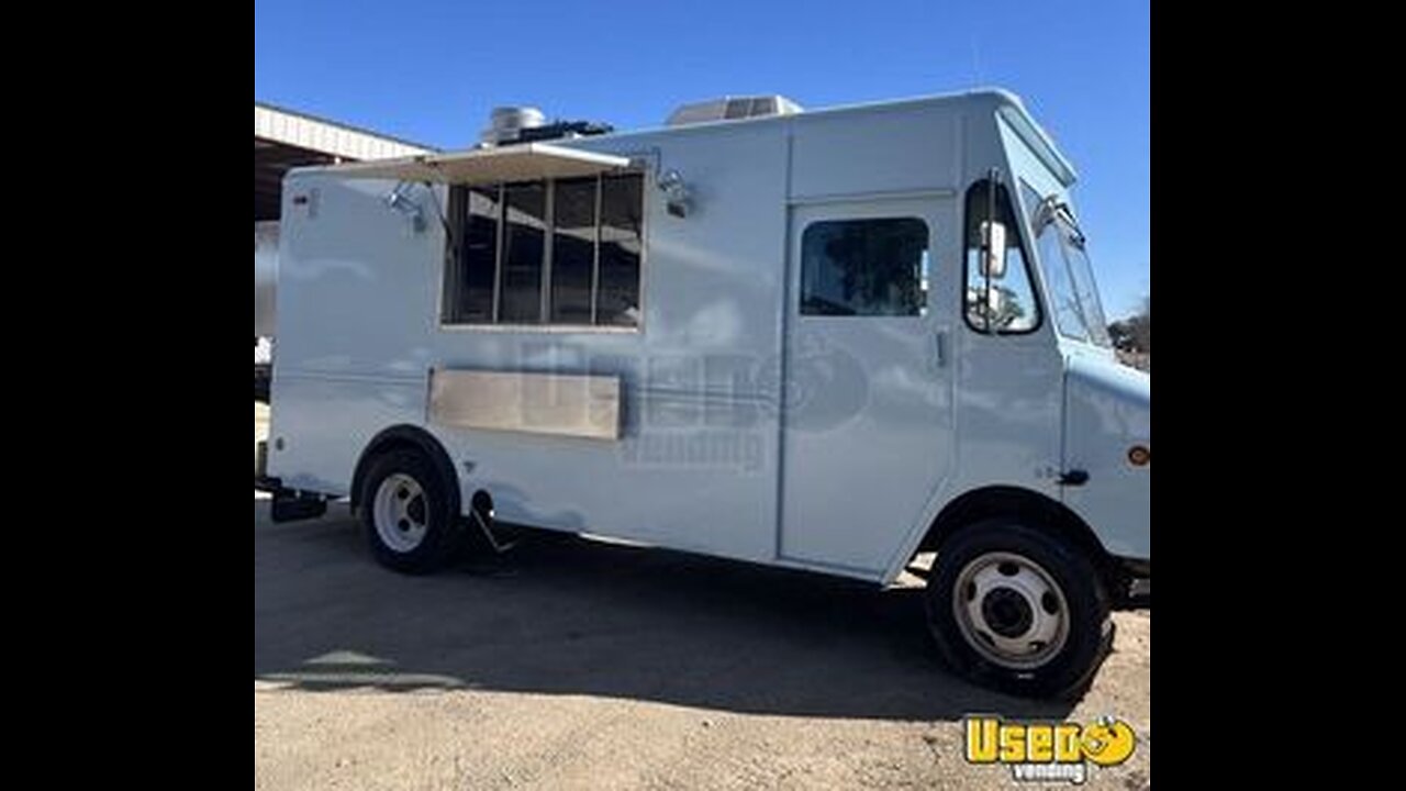 Newly Painted - GMC Step Van Kitchen Food Truck | Mobile Kitchen Unit for Sale in Texas