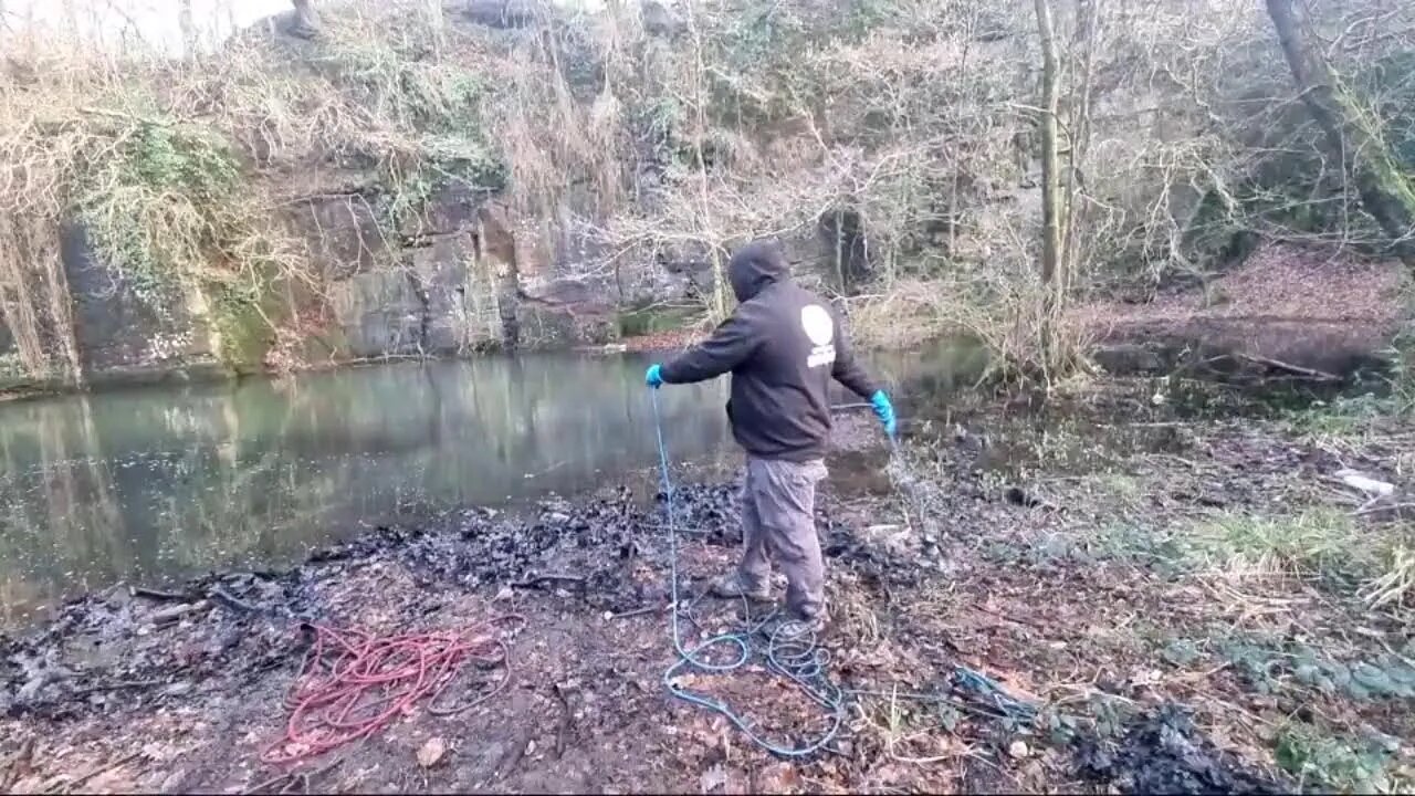 magnet fishing