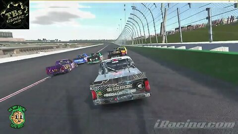 Last lap shenanigans in the @dauntlesstea Toyota Tundra #bedauntless #dare2bedauntless #simracing