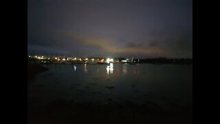 Mini night blog by a river .