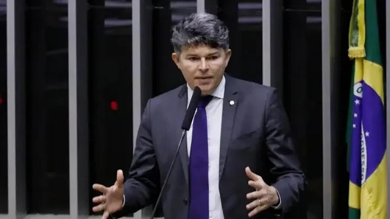 deputado José Medeiros (pl mt) quer proibir criancas e adolescentes em eventos com nudez e sexo