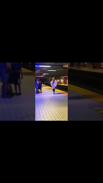 Angels falls down to Peel metro #viralvideo #montreal #travel