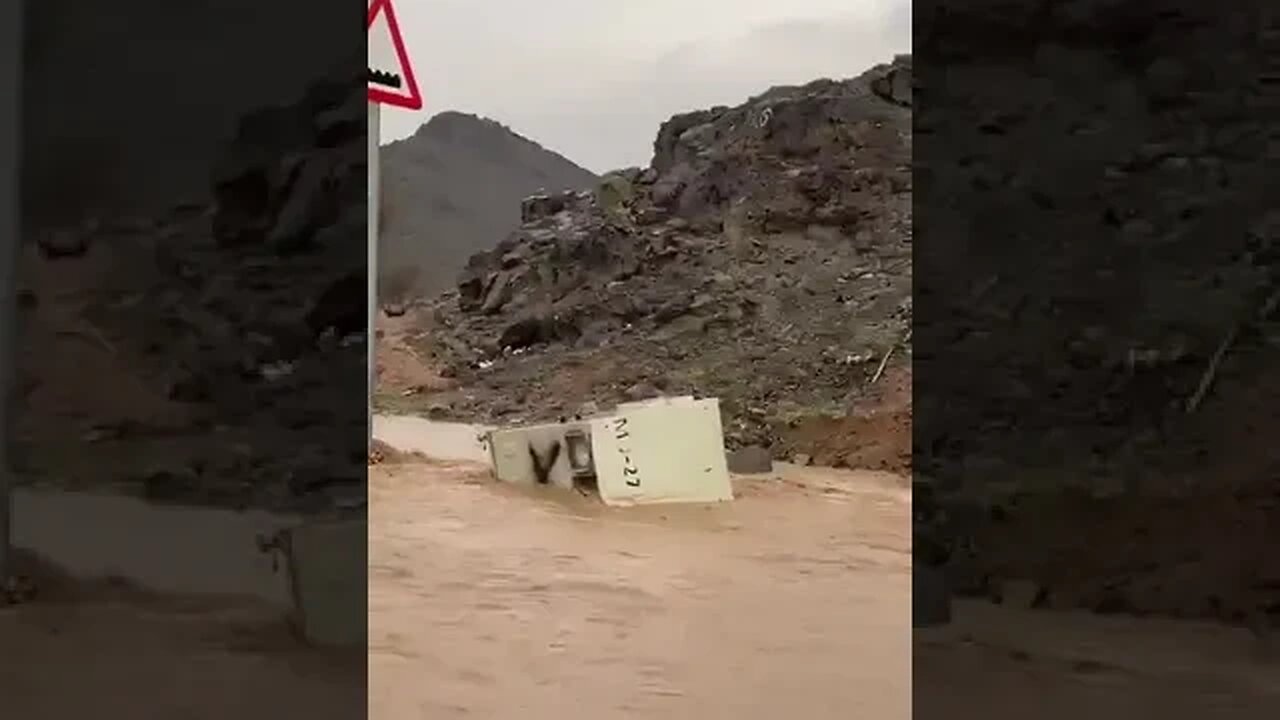 نظام ساهر غرقان وبيصور