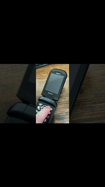 Turboprop Flight Simulator on a Flip Phone | Turboprop Flight Simulator #shorts