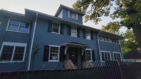 Exploring an Abandoned $1.5M Mansion Built in 1908