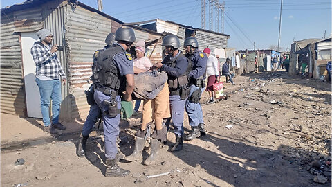 Police raid the Zamimpilo informal settlement to fight illegal mining activities 
