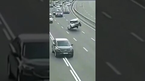 Extremely Weird Car Crash #shorts #weird #car crash