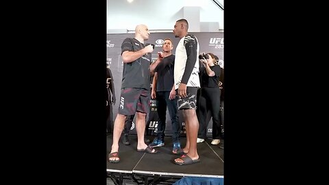 Glover Teixeira & Jamahal Hill come face-to-face at the UFC283 media day.