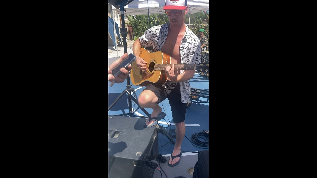 Kyle from The Resonators