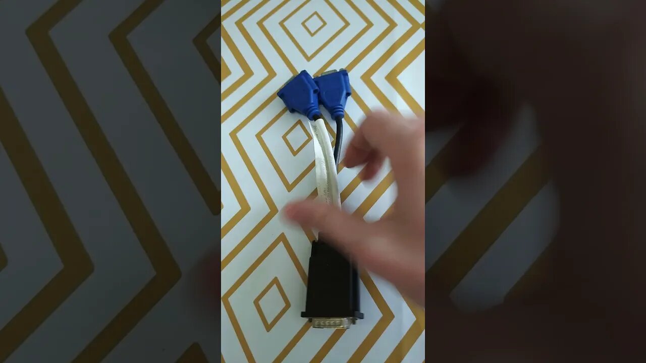 А вот это что такое ❓❔ #YoSquad #YoComp #Shorts