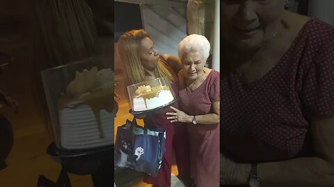 Tia Maria, emocionada!