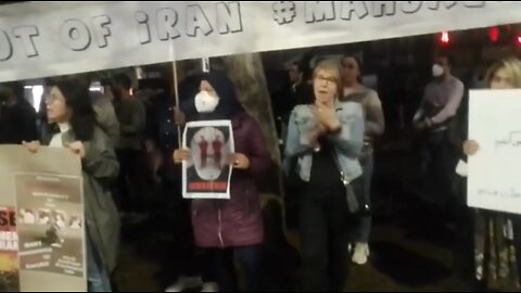Iranian freedom demo at Sydney Town Hall