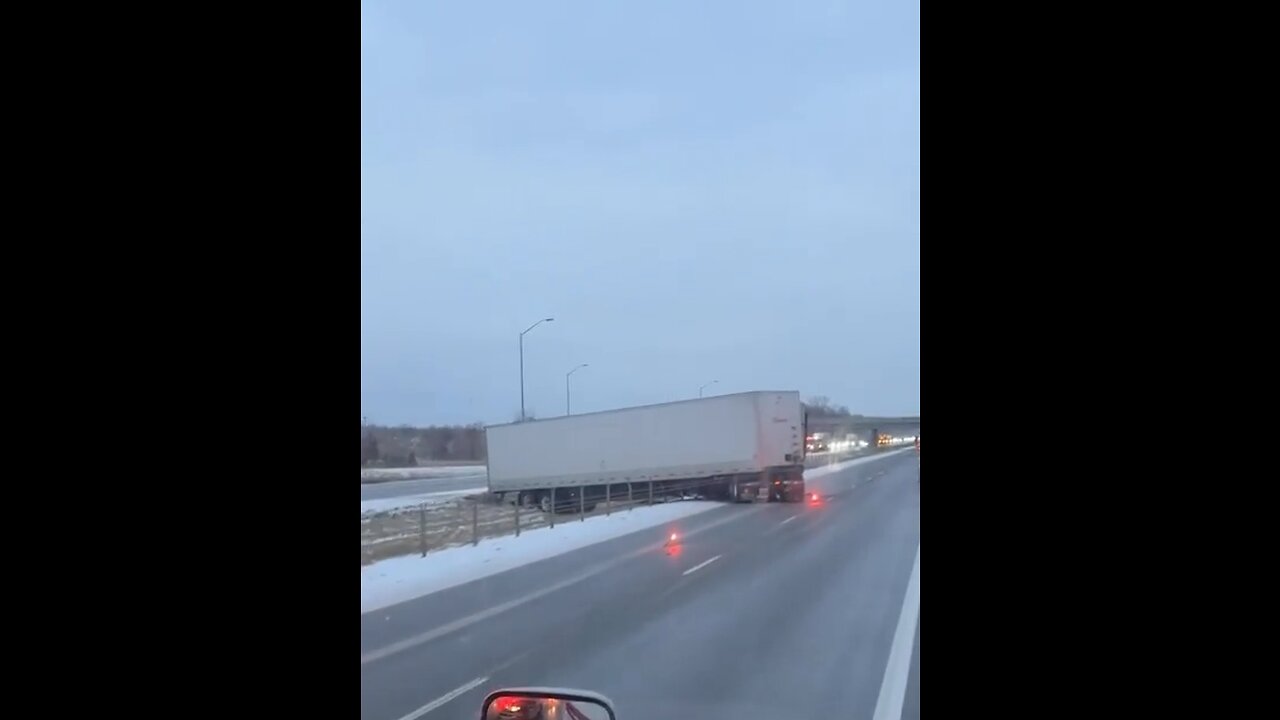 Jackknife On Highway 401