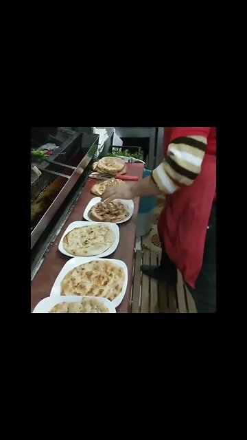Sizzling Kebab With Naan 🫓#UpFoodReview #ytshorts #shorts #Food #Streetfood