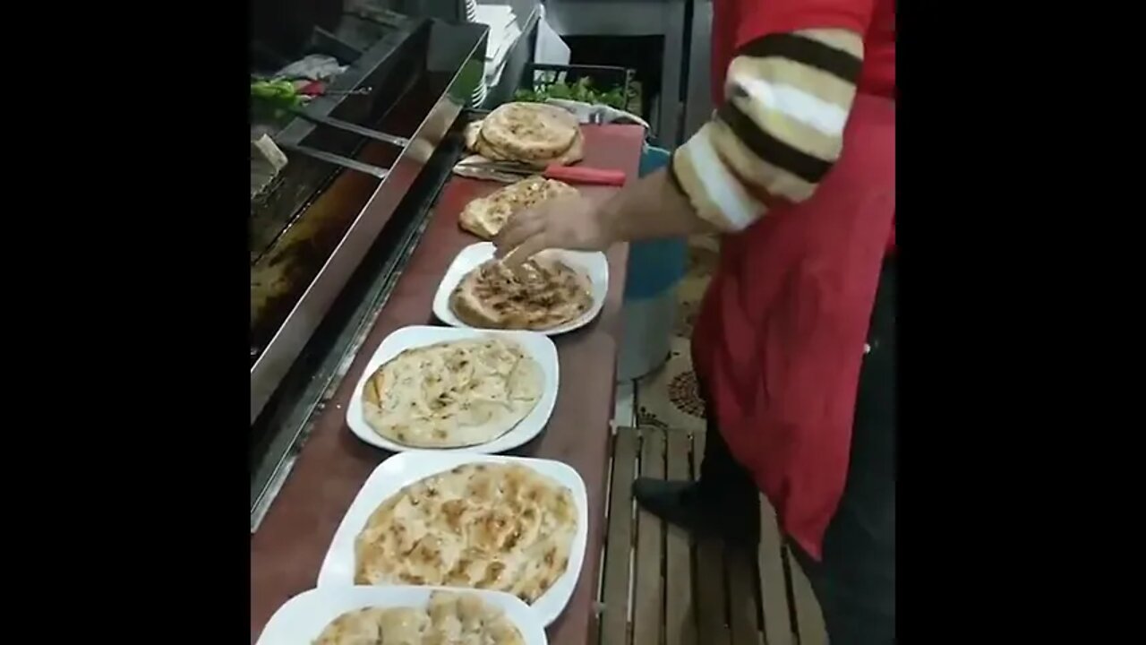 Sizzling Kebab With Naan 🫓#UpFoodReview #ytshorts #shorts #Food #Streetfood