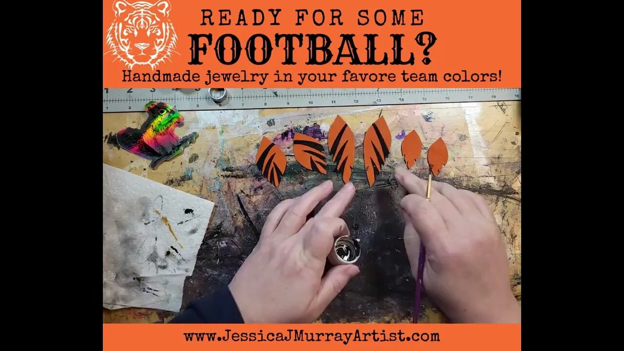 Its time 4 High School, College, & Pro Sports! What are your teams colors? #football #SchoolColors