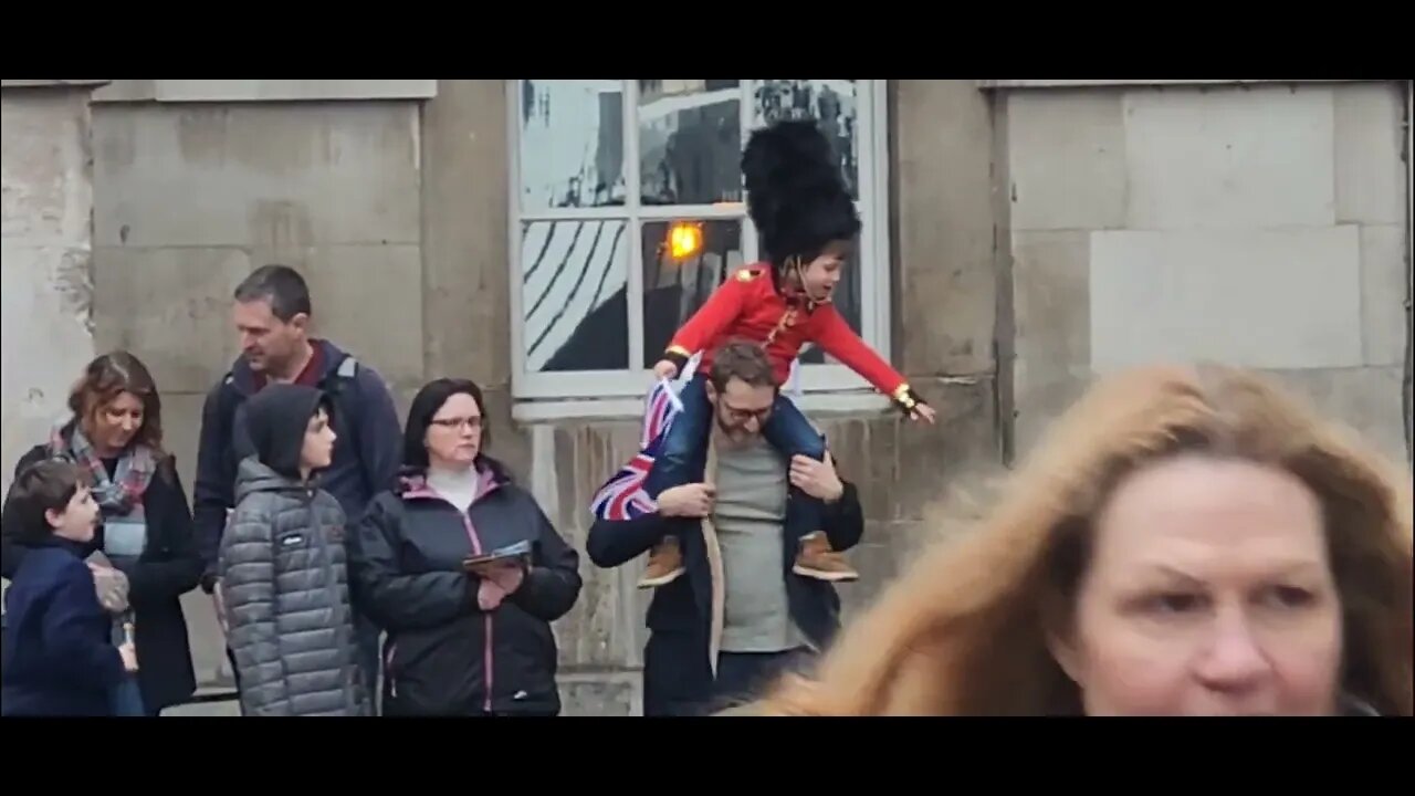 The kid wants to be a kings guard #horseguardsparade