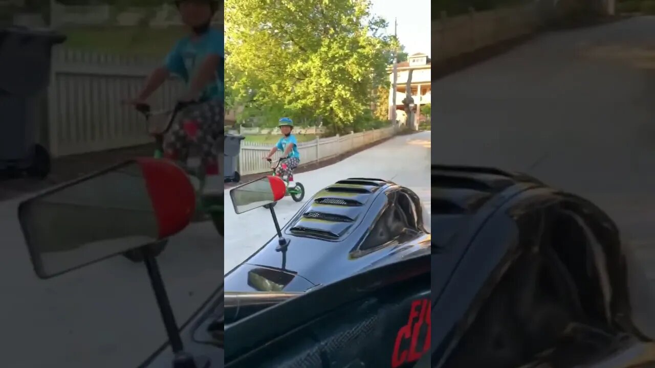 Date in a racecar #radicalsr3