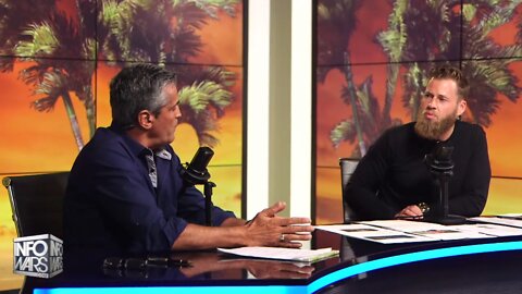 WAR ROOM (Full Show) Friday - 7/15/22