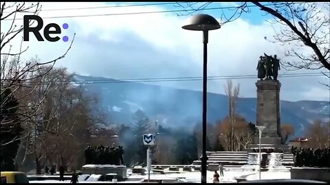 Взривиха Паметника
