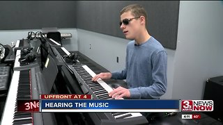 Omaha teen masters music without sight