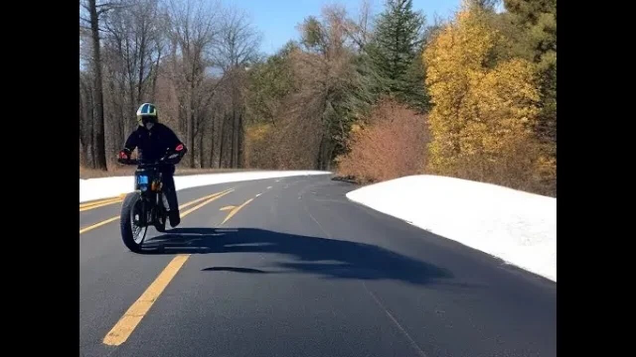 Cold Cruise on the Bluff ( Ariel Rider Grizzly )
