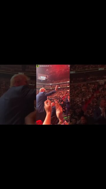 Trump Gets a Standing Ovation at the UFC #shorts