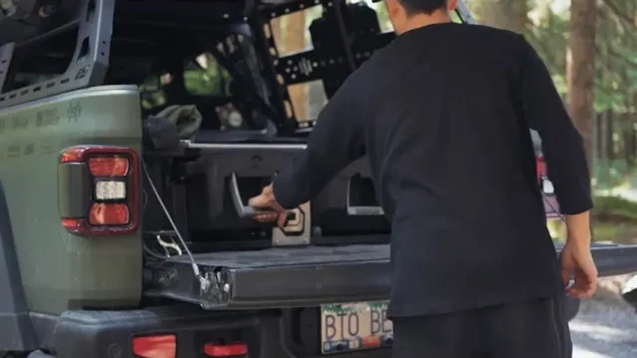 Relax camping at a provincial campground with Jeep Gladiator iKamper BDV Truck