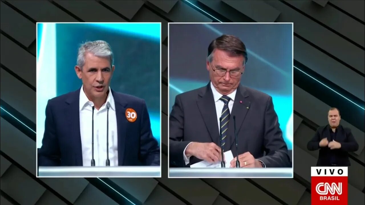 Felipe D'Avila (Novo) pergunta para Jair Bolsonaro (PL) sobre corrupção | @SHORTS CNN