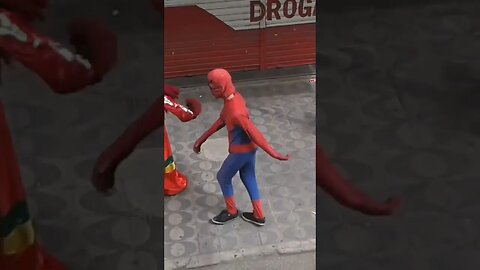 DANÇANDO FOFÃO, BEN10, O MÁSKARA E HOMEM-ARANHA NA CARRETA DA ALEGRIA, LIKE