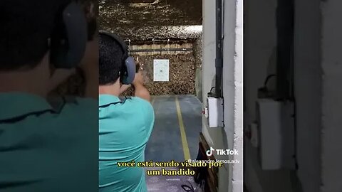 O LADRÃO PERSEGUE QUEM NÃO VOTOU NELE.