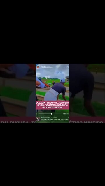 Goloucura desobstruindo rodovia paralisada por caminheoneiros