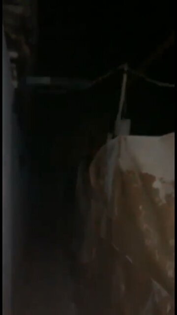 #Nikolaev right now!Battle rages on outside of the Ukrainian Armed Forces Military Facility.