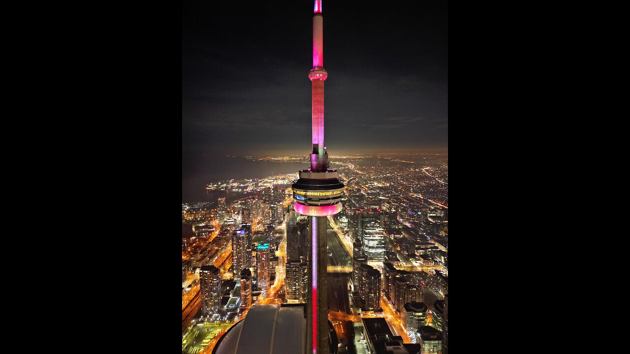 CN Tower- Toronto Christmas View!