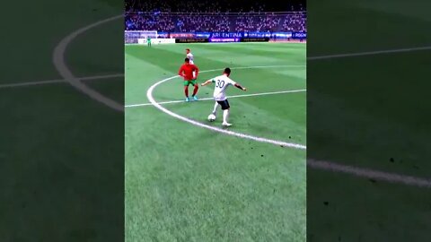 Messi outskills and nutmegs Cancelo #shorts #fifa23
