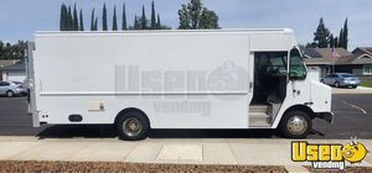 2015 Ford F59 Step Van | Used Truck with Electric Lift for Sale in California